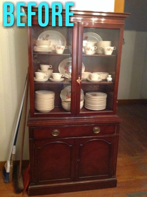 This is SO gorgeous! Unique Furniture Diy, China Cabinet Makeover, Hometalk Diy, Hutch Makeover, China Cabinets, Diy Wall Shelves, Upcycling Ideas, Cabinet Makeover, Furniture Rehab