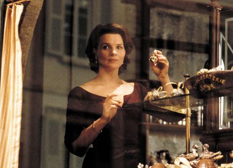 Chocolate Movie, Carrie Anne Moss, The English Patient, Juliette Binoche, Judi Dench, French Actress, Food Themes, Film Stills, Great Movies