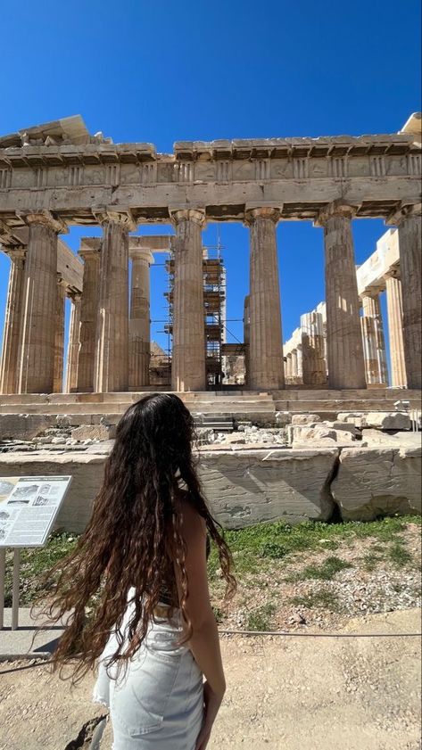 medusa aesthetic Acropolis Photo Ideas, Athena Temple, Athena Greece, Medusa Aesthetic, Athens Aesthetic, Girlies Aesthetic, Athena Aesthetic, Goddess Mythology, Greece Girl