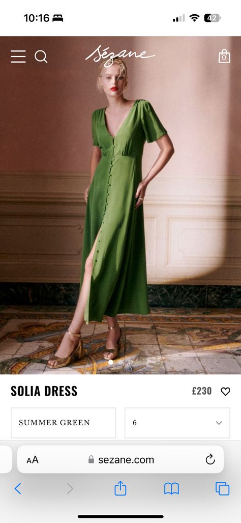 Summer Wedding Guests, Wedding Guest Outfit Summer, Knitwear Dress, Green Silk, Guest Outfit, Mode Inspiration, Blouse Dress, Wedding Guest Outfit, Parisian Style