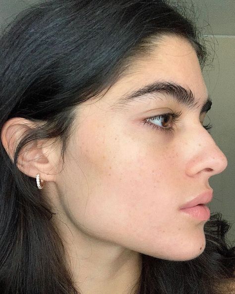 old Natalia Castellar, Tattoos Big, Models With Big Noses, Big Eyebrows, Fuller Eyebrows, Straight Nose, Big Nose Beauty, Brow Tattoo, Tattoo Techniques