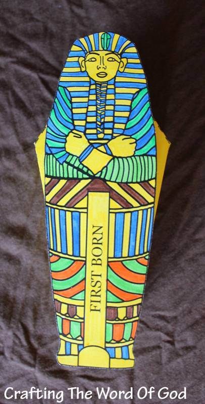 Ancient Egypt Crafts, Egypt Crafts, Plagues Of Egypt, Ten Plagues, Easter Lessons, Starověký Egypt, Egypt Project, Ancient Egypt Art, Christian Crafts