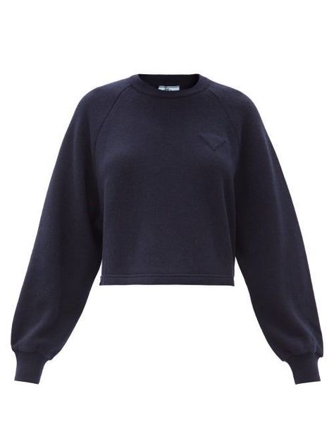 Prada Prada Clothes Women, Prada Clothes, Shifting Board, Pull Bleu Marine, Fancy Clothing, Prada Sweater, Tailored Skirt, Cashmere Sweater Women, Luxury Clothes