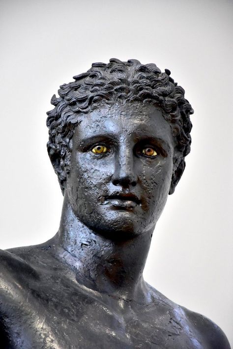 (2) Arys🏺🪶 on Twitter: "A young Hercules? Paris or Hermes? The Antikythera Ephebe or bronze statue of a youth certainly is one of the most impressive and beautiful bronze statues we have from antiquity. Dated around the 4th century BCE it was found in the famous Antikythera shipwreck in 1900. https://t.co/zLsfDLll6H" / Twitter Athens Museum, Greece Ancient, Classical Greece, Hellenistic Period, Ancient Greek Art, Ancient Statues, Ancient Sculpture, Roman Mythology, Queer Art