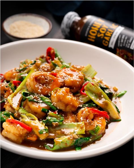 Honey Soy Garlic Prawn Stir-fry | Mama Noi's Honey Soy Garlic Prawn Stir-fry😂👌🏻 | By Marion Cooks Asian Food Classics Garlic Prawn, Prawn Stir Fry, Garlic Prawns, Honey Soy, Honeydew Melon, Kung Pao Chicken, Asian Food, Leeks, Frying