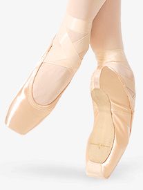 Gaynor Minden Pointe Shoes, Flamenco Shoes, Gaynor Minden, Dance Sneakers, Jazz Shoes, Modern Shoes, En Pointe, Warm Dresses, Pointe Shoes