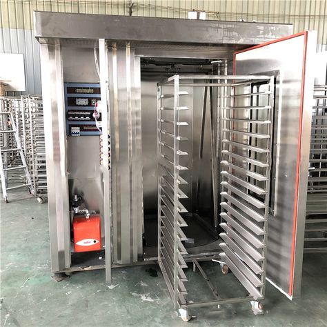 Restaurant Kitchen Equipment, Restaurant Kitchen Design, Bakery Equipment, Bread Tray, Camp Food, Wood Stove Fireplace, Bread Oven, Commercial Kitchen Equipment, Gas Oven