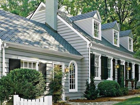 Cape Cod Update Cape Cod Siding, Cape Cod Exterior, Cape Cod House Exterior, Cape Style Homes, House Pics, Cape Cod Style House, Long House, Cape Cod Style, Cape Cod House