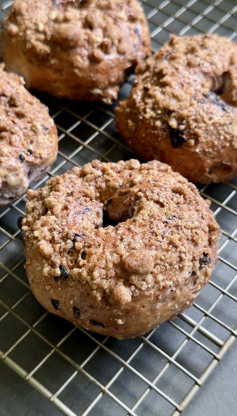 see it in action… Blueberry Protein Bagels, Greek Yogurt Bagels Almond Flour, Greek Yogurt Blueberry Bagels, Bagels Flavors, Yogurt Recipes Breakfast, Yogurt Bagels, Greek Yogurt Blueberry, Protein Bagels, Blueberry Crunch