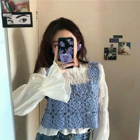 Crochet Crop Top Pattern, Beginner Crochet Tutorial, Fashion Crochet, Crochet Business, Crochet Design Pattern, Crochet Fashion Patterns, Crochet Cardigan Pattern, Crochet Vest, Crochet Top Pattern