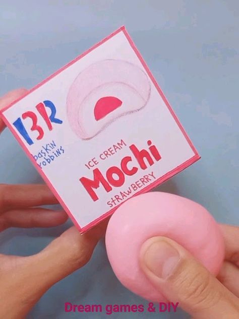 Cara Membuat Mochi, Mochi Strawberry, Strawberry Squishy, Ice Cream Mochi, Cream Mochi, Craft Ice Cream, Diy Squishy, Mochi Squishy, Diy Games