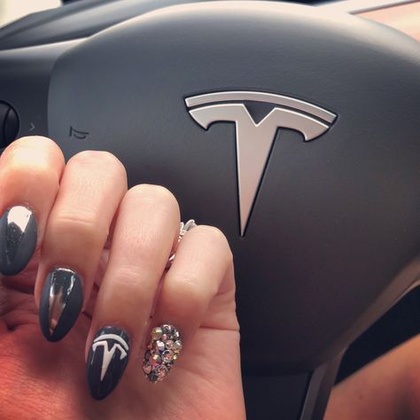 Tesla nail art @ohlalanails Tesla Nails, Ghost Logo, Tesla Logo, Floral Wallpaper Iphone, Creative Cake Decorating, Nail Pictures, Friendship Necklaces, Nail Inspiration, Creative Cakes