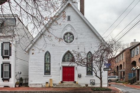 take a tour of this chapel that is now a home. I would love to do something like this. Chapel Conversion, Church Conversions, Country Church, Old Churches, Woman Bedroom, Unique Houses, Step Inside, Open Space, My Dream Home