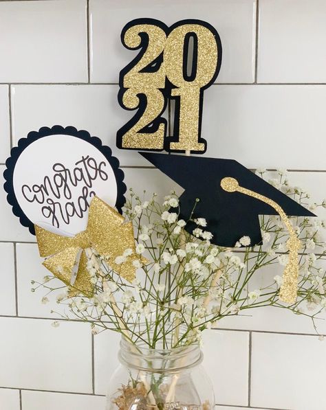 Celebrating your graduate is such an important time. These graduation centerpiece Sticks are the perfect way to document the year of graduation. You will get 3 centerpiece sticks per listing order. These are layered with cardstock and glittered cardstock/ Printed cardstock paper. The sticks are one Grad Centerpieces, Graduation Topper, Grad Decor, High School Graduation Party Decorations, Graduation Party Table, Graduation Centerpiece, Senior Graduation Party, Graduation Party High, Graduation Party Foods