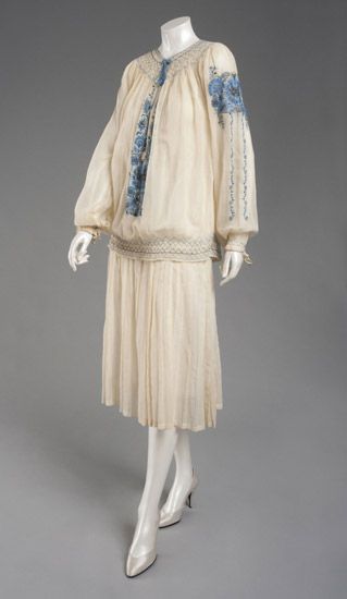 Vintage Fashion 1920s, Style Année 20, 1920s Women, 1920s Outfits, 1920 Fashion, 20th Century Fashion, 20s Fashion, Philadelphia Museum Of Art, 1920s Dress