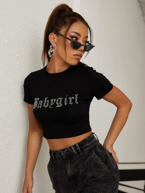 Rhinestones Aesthetic, Crop Top Styles, Black Crop Tee, Outfit Ideas For Spring, Looks Country, Vintage Baby Girl, Outfits I Would Wear, Short Sleeve Crop Top