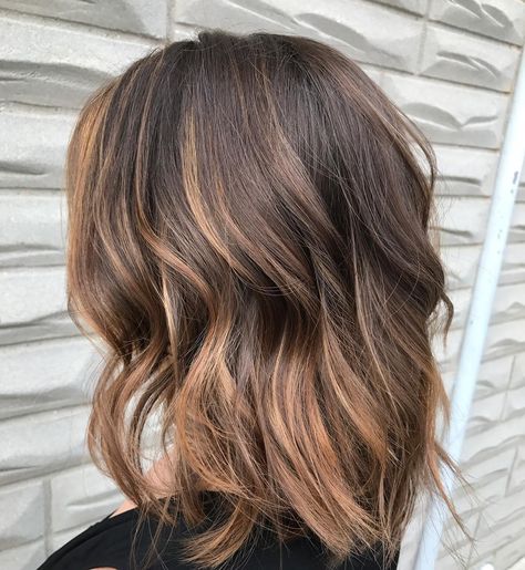 Short Caramel Balayage, Show Hairstyles, Caramel Ombre Hair, Brown Ombre Hair Color, Highlight Ideas, Short Ombre Hair, Brown Ombre Hair, Ombre Hair Blonde, Caramel Balayage