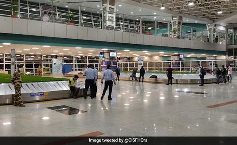 149 Passengers Placed In 'No Fly List' Since 2020: Government Check more at https://news.unlocktheonlineworld.com/149-passengers-placed-in-no-fly-list-since-2020-government/ Mangalore Airport, Sam Hartman, Air Flight, Mangalore, Wake Forest, Civil Aviation, News India, New Tricks, Metropolis