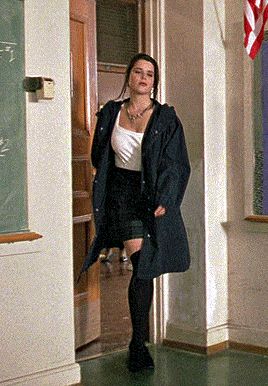 Bonnie Harper Outfits, The Craft Outfits Movie, Neve Campbell 90s Outfits, 90s The Craft Fashion, The Craft 1996 Fashion, The Craft Movie Outfits, The Craft Bonnie, Bonnie The Craft, Sidney Prescott Outfit