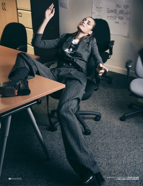 Office Fashion Photography, Office Editorial, Office Shoot, Perfect Travel Outfit, Travel Attire, Seven Continents, Women Wearing Ties, Woman In Suit, Yasmin Le Bon