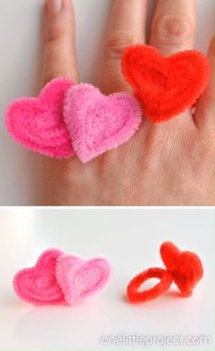 Pipe Cleaner Heart, Hadiah Valentine, Kerajinan Diy, Double Heart Ring, Valentine's Day Crafts For Kids, Heart Rings, Pipe Cleaner Crafts, Valentine Crafts For Kids, Pipe Cleaners