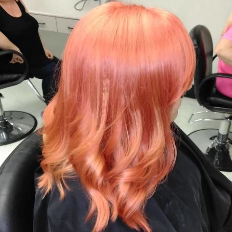 Aqua Hair Color, Peachy Hair Color, Fun Hair Color Ideas, Lilac Hair Dye, Icy Blonde Hair Color, Colored Hair Roots, Faded Hair Color, Hair Color Red Ombre, Red Scene Hair