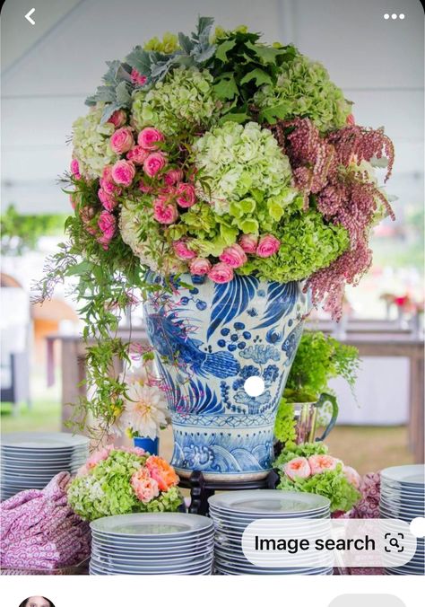 Preppy Color Palette, Colorful Rooms, Chinoiserie Wedding, Sale Picture, The Farewell, Polo Field, Preppy Wedding, Field Wedding, Wedding Brunch