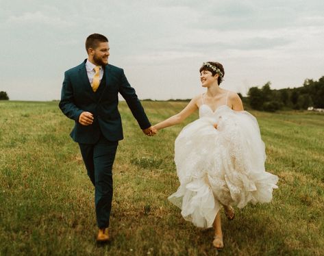 Wedding Photos Running, Bride And Groom Running, Stormy Wedding, Wedding Running, Photography References, Country Property, Country Field, Field Wedding, Bride And Groom Photo