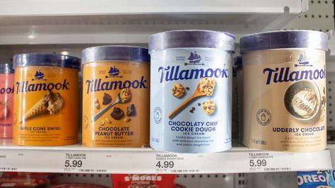 12 Tillamook Ice Cream Flavors, Ranked Tillamook Ice Cream, Chocolate Peanut Butter Ice Cream, Pint Of Ice Cream, Ice Cream Flavor, Caramel Toffee, Peanut Butter Ice Cream, Cookie Dough Ice Cream, Chocolate Cookie Dough, Cookie Dough Bites