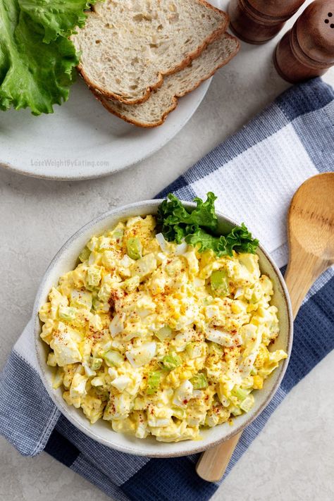 Low Calorie Egg Salad - Lose Weight By Eating Low Calorie Egg Salad, Yogurt Egg Salad, Low Calorie Lunch, Egg Salad Recipe Easy, Egg Salad Recipe Healthy, Low Calorie Salad, Healthy Egg Salad, Egg Salad Sandwich Recipe, Best Egg Salad Recipe