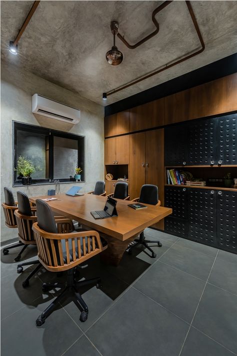 Amul Foodland | Studio 926 | Anand – Interiorlover Projects Discussion Room, Lawyer Office Interior, Business Office Interior Design, Work Space Design, Partition Divider, Doctor Office Design, Office Cabin Design, Offices Interior, Interior Design Indian