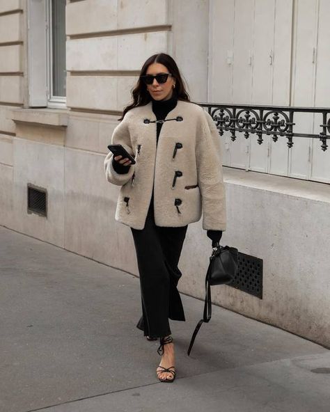 FYI: The TikTok-Viral Mango Shearling Coat Is Back in Stock | Who What Wear Dresses In The Winter, Faux Fur Coats Outfit, Mango Coats, Fur Coat Outfit, Oversized Wool Coat, Classic Trench Coat, Workwear Fashion, Evening Outfits, Black Turtleneck