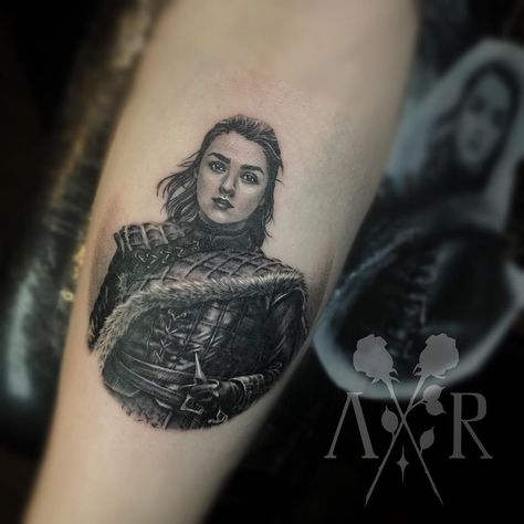 15 amazing tattoos from the Game of Thrones Arya Stark Tattoo, Game Of Thrones Tattoo Ideas, Targaryen Tattoo, Game Of Thrones Tattoo, Chinese Dragon Tattoos, Fan Tattoo, Tattoo Master, Gaming Tattoo, Arrow Tattoo