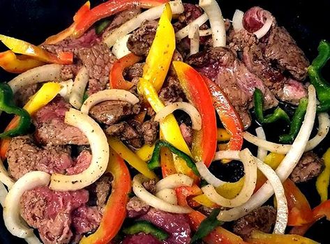 Easy Elk Steak Fajitas – Wild Game Meat Recipes Crock Pot Pepper Steak, Crockpot Pepper Steak, Crockpot Stuffed Peppers, Pepper Steak Recipe, Slow Cooker Stuffed Peppers, Paleo Crockpot, Pepper Steak, Steak Recipe, Healthy Crockpot