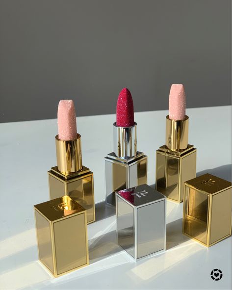 Tom ford lipstick Tom Ford Sparkle Lipstick, Tom Ford Glitter Lipstick, Expensive Lipstick, Tom Ford Lipstick, Ford Girl, Luxury Lipstick, Tom Ford Makeup, Glitter Lipstick, Expensive Jewelry Luxury