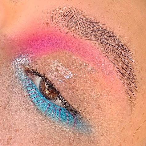 Harry Styles Makeup Inspired, Harry Styles Makeup, Fine Line Harry Styles, Makeup Inspired, Harry Styles Fine Line, Fine Line, Aladdin, A Series, Harry Styles