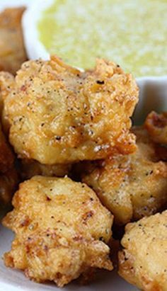 The Best Recipes In The World: Lemon Pepper Chicken Wings Copycat Wing Stop Lemon Pepper Wings, Boneless Lemon Pepper Wings, Lemon Pepper Boneless Wings, Lemon Pepper Chicken Bites, Boneless Wings Recipe, Boneless Chicken Wings Recipe, Lemon Pepper Chicken Wings Recipe, Pepper Chicken Wings, Boneless Chicken Wings