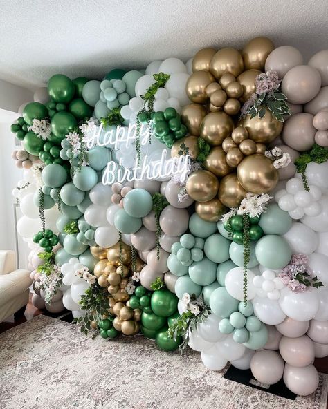 Dark Green Balloons, Girls Mermaid Party, Christmas Door Hangings, Green Balloons, Jungle Theme Parties, Elegant Birthday Party, Christmas Decorations Garland, Balloon Stands, Green Balloon