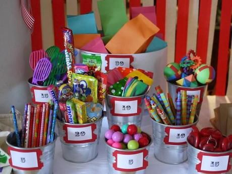 Funfair Games, Roast Ideas, County Fair Theme, Carnival Birthday Theme, County Fair Birthday, Circus Birthday Party Theme, Fair Theme, Fall Carnival, Carnival Birthday Party Theme