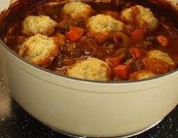 Wonderful slow cooker recipe that is a great meal for a cold winters night. Steak and Kidney Stew is a easy recipe to make in the slow cooker and the whole family will enjoy. The dumplings make this stew even better.    1 tsp olive oil   1 onion... English Beef Stew, Beef Stew Dumplings, Stew Dumplings, Beef Stew With Dumplings, Slow Cooker Steak, Stew And Dumplings, Kidney Recipes, Hearty Casseroles, South African Recipes