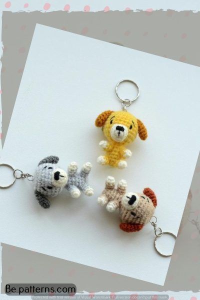 crochet keychain ideas - Crochet Keychain Patterns: Cute & Creative Ideas! Free Dog Patterns Crochet, Crochet Puppy Keychain, Crochet Dog Keychain, Diy Crochet Keychain, Frocks Pattern, Amigurumi Puppy, Keychain Patterns, Crochet Keychains, Crochet Doll Clothes Patterns