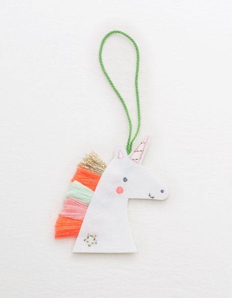 Meri Meri Unicorn, Unicorn Card, Unicorn Illustration, Felt Ornament, Meri Meri, Colorful Christmas, Unicorn Party, Felt Ornaments, Diy Christmas Ornaments