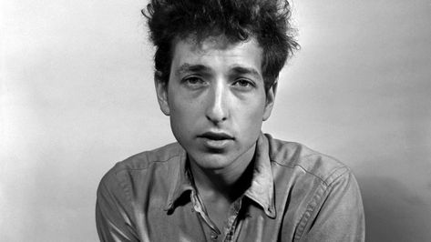 #didyouknow that Bob Dylan claimed to be an orphan to get a record deal? He was 20 when he signed to Columbia, and would have needed his parents to co-sign the deal! Find out more about him at the link, and start your musical journey with Ted's List! // https://teds-list.com/artist/bob-dylan #folk #rock #music Pat Garrett, Movies Family, Jerry Lee, Robert Johnson, Nobel Prize In Literature, Ford Mustang Convertible, 1966 Ford Mustang, Greenwich Village, Hair Color Blue