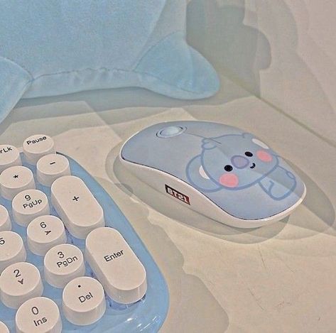 cheengu light blue spun sugar mouse and keyboard kawaii korean simple Soft Kidcore, Everything Is Blue, Baby Blue Aesthetic, Images Kawaii, Light Blue Aesthetic, Blue Aesthetic Pastel, Bleu Pastel, Korean Aesthetic, Aesthetic Colors