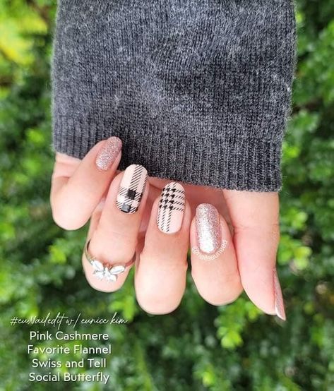 Burberry Scarf, Nail Strengthener, Vip Group, Social Butterfly, Fall Nail Colors, Color Street Nails, Scarf Set, Mani Pedi, Color Street