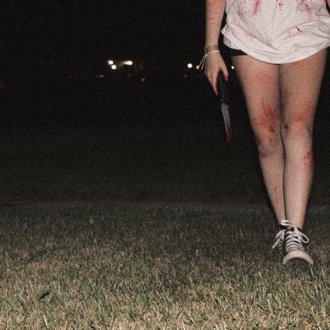 Crazy Girl Aesthetic Dark, Girl With Knife Aesthetic, Blood Picture Ideas, Kidnappedcore Aesthetic, Blood Photo Shoot Halloween, Coma Aesthetic, Claustrophobia Aesthetic, Scraped Knees Aesthetic, Blood On Floor