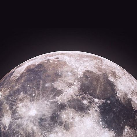 PxBR on Instagram: "Captivating Moon in Super High-Resolution! Explore the Moon like never before with our stunning collection of digitally created, super high-resolution images. From breathtaking close-up shots to mesmerizing details, each image is digitally crafted using computer graphics to bring you an immersive lunar experience like no other. Immerse yourself in the beauty of Earth's celestial companion with these incredible Moon images. The intricate craters, rugged landscapes, and subtl Moon Close Up Photography, Moon Close Up, Moon Craters, Lunar Surface, Moon Images, Moon Photos, Moon Pictures, Computer Graphics, Subtle Textures