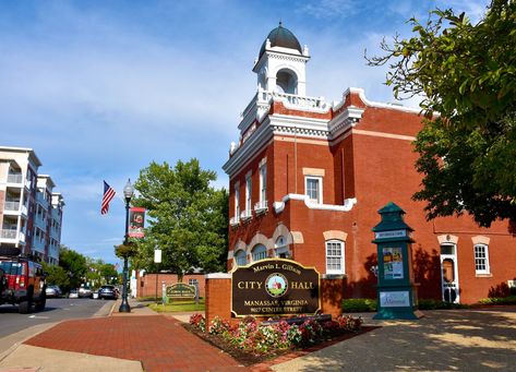 15 Best Things to Do in Manassas, VA Manassas Virginia, Building A Relationship, Washington Dc Metro, Bull Run, Studio Apartments, Open Houses, United Airlines, Apartment Complexes, Next Home