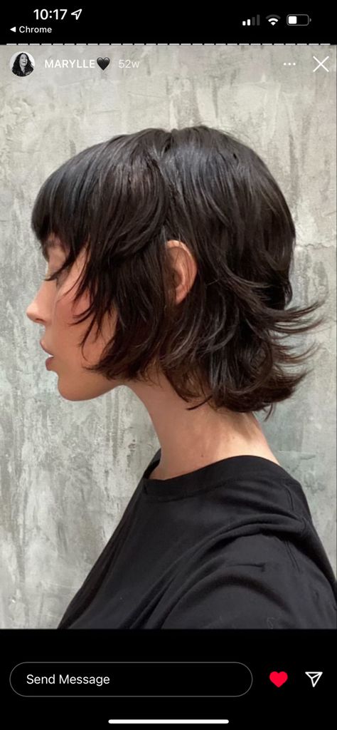 Soft Punk Hairstyles, Styled Short Hair With Bangs, Short Effortless Haircuts, 90s Shaggy Bob, Growing Out Mullet Haircut, Side Part Short Haircut, 80s Punk Hairstyles, Short Hair Rat Tail, Mod Haircut Women 60s