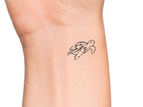 This Tattooing item by LunaAndRoseStudio has 39 favorites from Etsy shoppers. Ships from United States. Listed on 04 Mar, 2024 Minimalistic Turtle Tattoo, Turtle Tattoo Minimalist, Oz Tattoo, Turtle Tattoo Designs, Petit Tattoo, Skeleton Tattoos, Latest Tattoos, Cute Little Tattoos, Turtle Tattoo